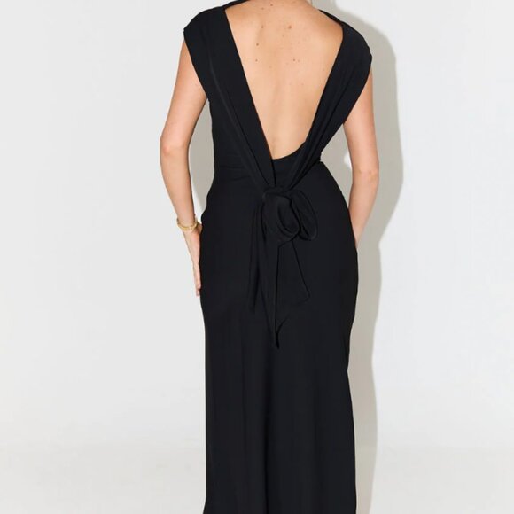NWT Odd Muse, The Ultimate Muse Drape Maxi Dress, Black, Size Small - Picture 3 of 10